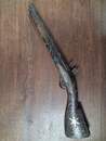 Pistolet à l'orientale pour la décoration.