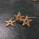 Étoile chérifienne. Pour képis de spahis notamment, mais aussi pentagramme doré. Prix à l'unité, production des Éts David