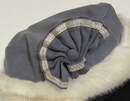 Manteau bordé de fausse fourrure + coiffe + réticule assortis
