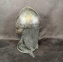 Casque viking Rus avec maille et garnirure intérieure cuir amovible. Un seul exemplaire à vendre.