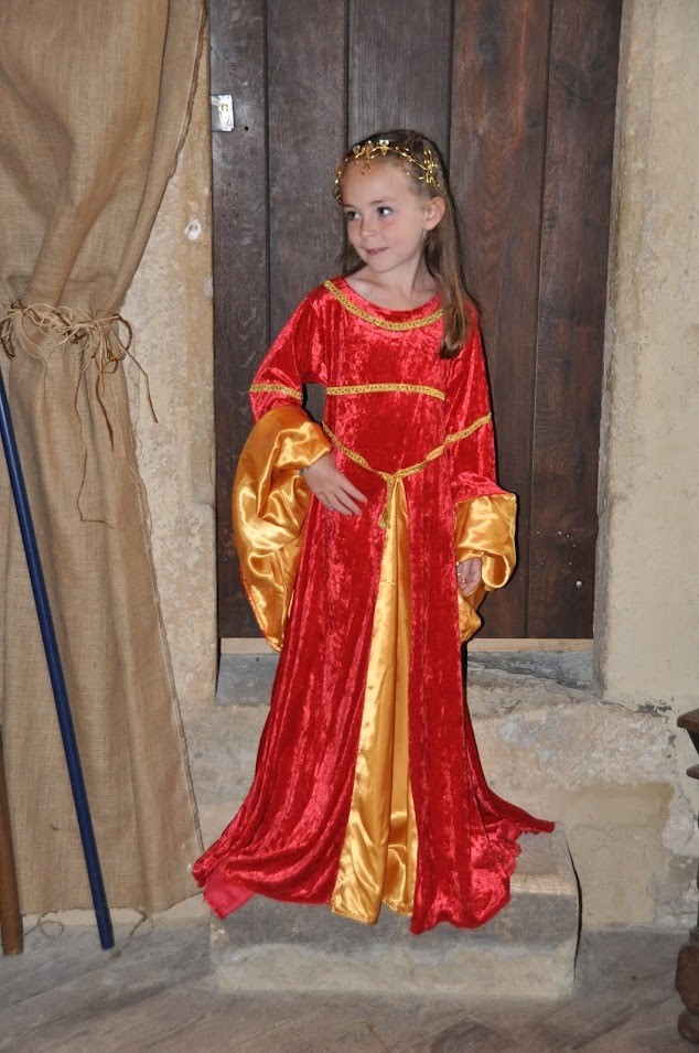 Déguisement Fille Princesse Médiévale Rouge 4-6 Ans