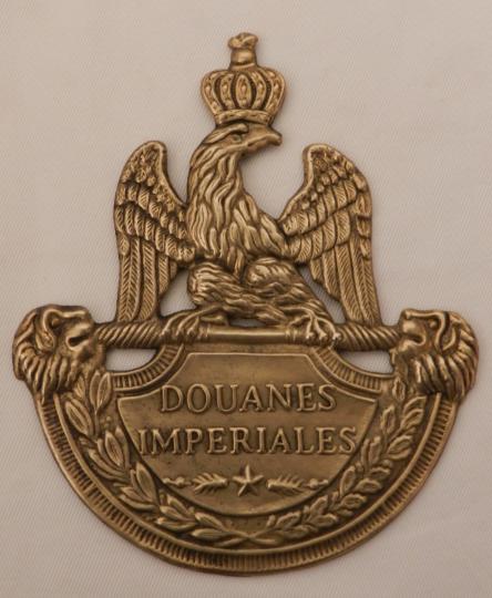 Douanes imperiales - Plaque de shako laiton vieilli à soubassement- 1er Empire