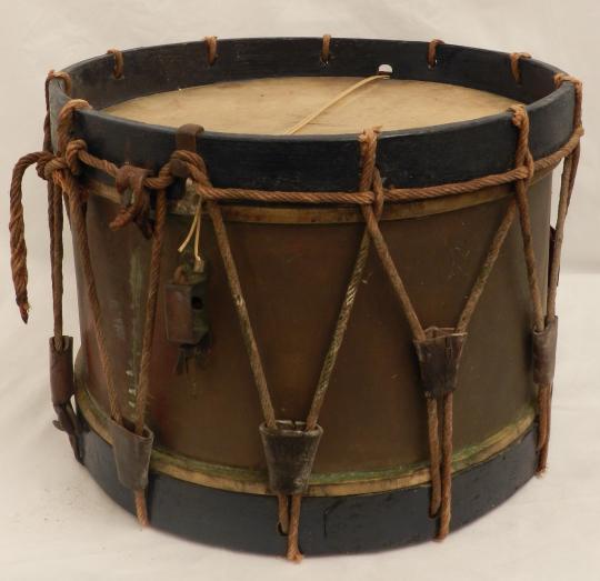 Tambour ancien