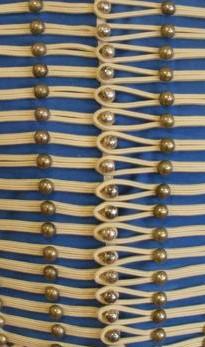 4 x 4 mm  - Spécial brandebourgs - Cordon militaire carré écru - Fab. France - le mètre