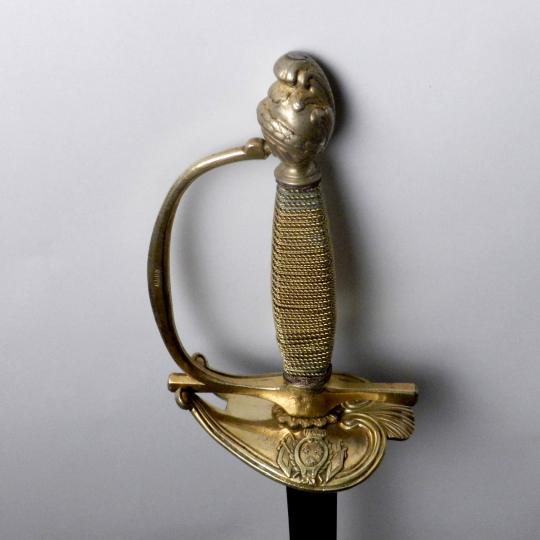 Epée uniforme restauration, gendarme de la maison du roi?