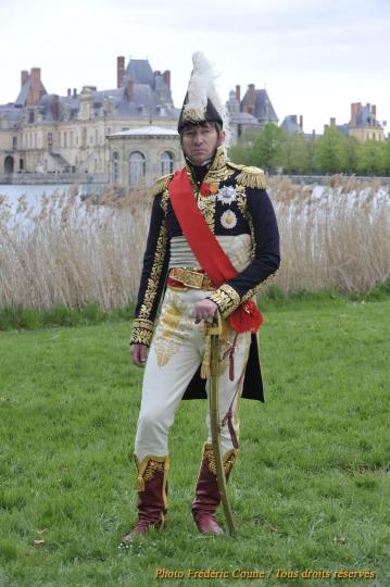 Grande tenue de frac de maréchal - Brodée sur toutes les coutures!