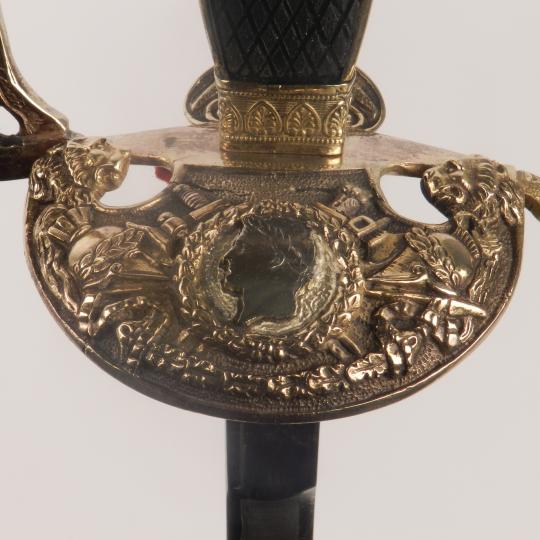 Profil de l'Empereur. Épée d'officier d'état-major, pommeau au casque