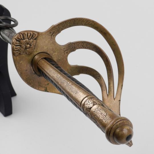 Sabre belle époque d'officier de cavalerie lourde - Pommeau monogrammé