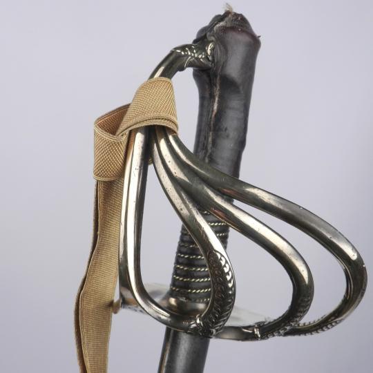 Sabre d'officier supérieur de cavalerie lourde - Manceaux à Paris