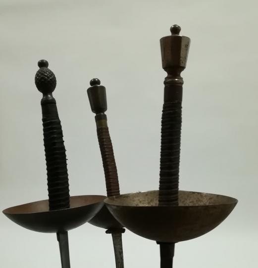 Lot de 3 épées d'escrime