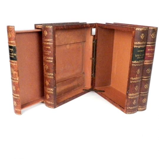 Faux livres à secrets.