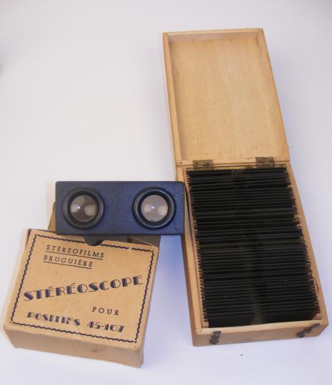 Rare ensemble de vues stéréoscopiques avec visionneuses, sur la grande guerre.