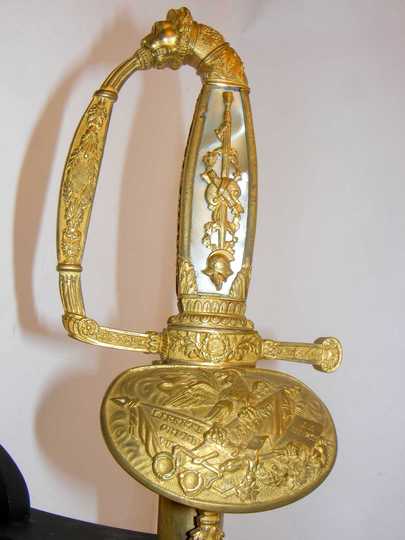 Pair de France, épée dans le style de celles de la restauration, époque Louis Philippe