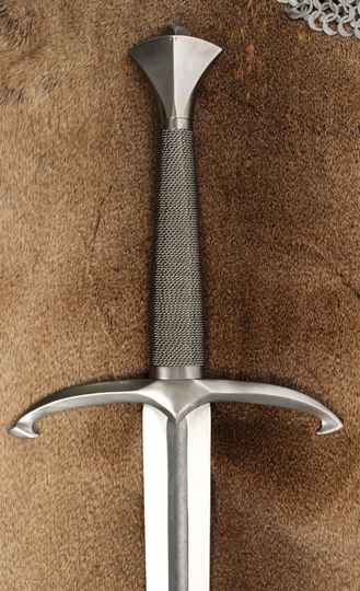 Épée Bâtarde -XVème- Quillons crochus, pommeau en écusson, fusée filigrane métal