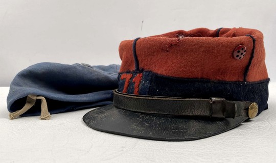 Képi troupe d'infanterie, mod 1884, avec son couvre képi. Vendu en 3 h