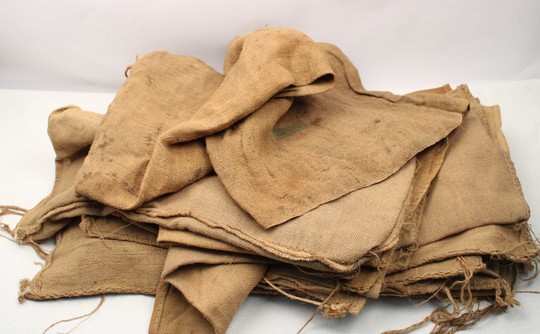 Lot de sacs du génie, guerre de 14 + masque tricolore