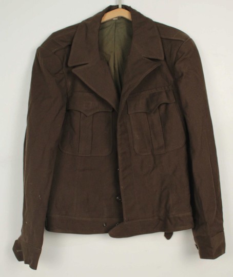 Blouson Ike, boutons à trous, fin de guerre WWII.