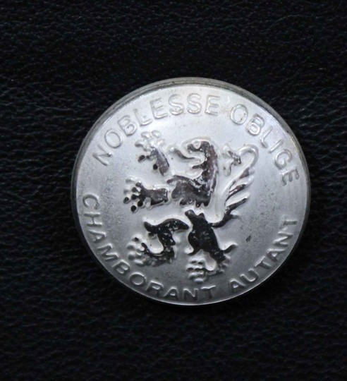 Boutons tradition 2e hussard dit Chamborant Autant Noblesse Oblige 21 mm