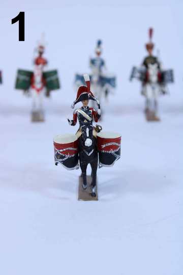 Figurine 1: timbalier de la gendarmerie d'élite par Lucotte