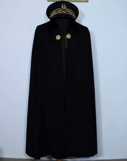 Casquette et cape de sous-prefet