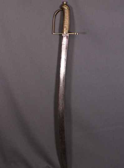 Sabre briquet revolutionnaire avec oreillon.