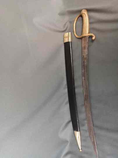 Sabre briquet, période Empire, avec fourreau neuf.