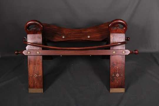 Tabouret/selle de chameau