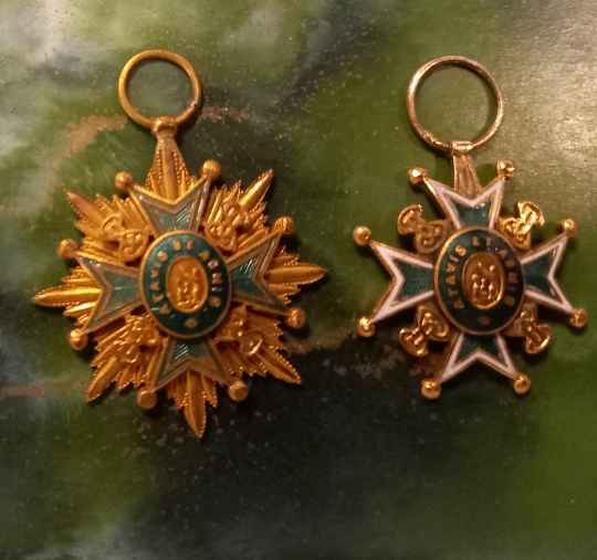 Ordre de Saint Lazare. Médailles miniatures pendantes. 20 et 25 mm