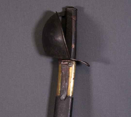 Sabre de bord modèle 1833, avec fourreau