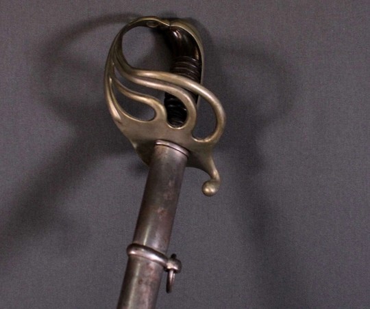 Sabre d'officier d'infanterie - Modele 1882 - Calotte monogrammée 