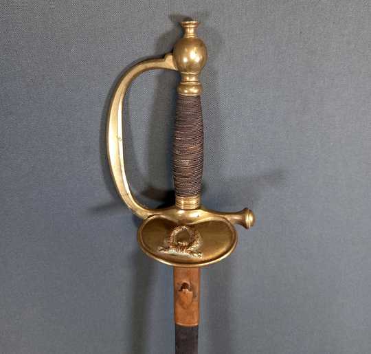 Épée de sous officier avec attribut général. Fourreau de cuir. Instruction du 29 octobre 1905