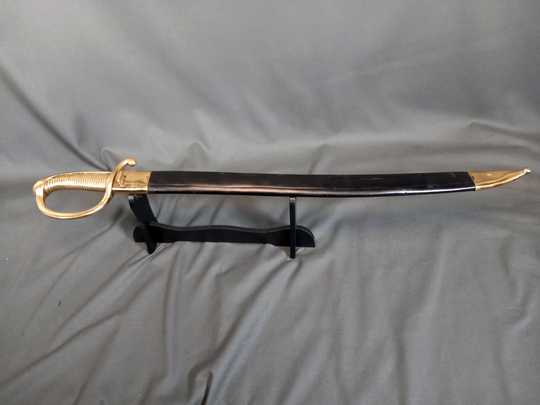 Sabre briquet Empire, de la Manufacture de Versailles, avec fourreau neuf.