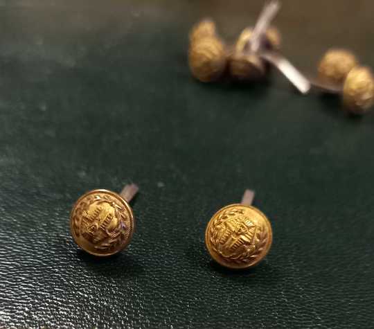 France - Bouton d'interprète 10 mm pour képis - Neuf de stock - L'unité
