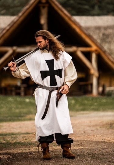 Tabard de chevalier teutonique en coton - Blanc croix noire