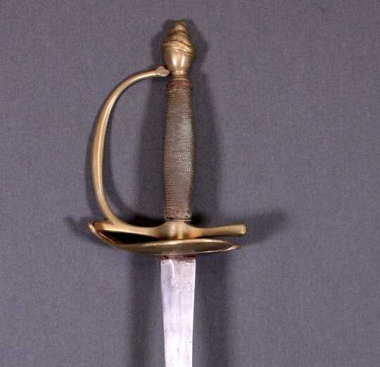 Épée d'officier modèle 1786, pommeau au bonnet phrygien. Révolution