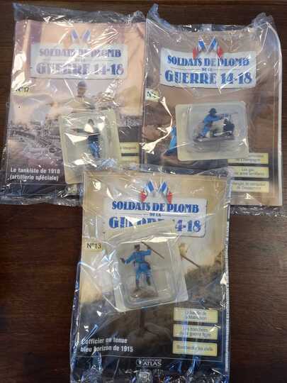 Soldats de plomb de la guerre 14-18 Atlas. Figurines sous blisters avec fascicules