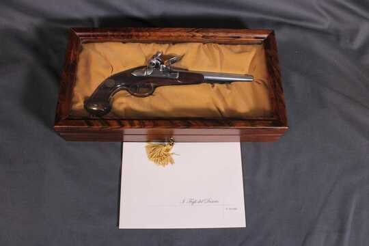 Pistolet de mamelouk commemoratif, AVEC COFFRET. Par Pedersoli, série limitée F06/200, pour tir à la poudre noire.