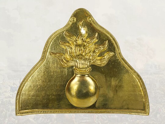 Plaque de bonnet d'ourson de la ligne - 1er Empire