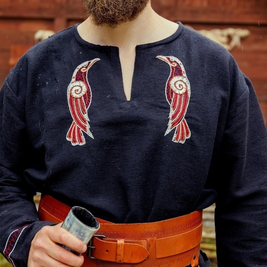 Tunique viking Huginn et Muninn noire 