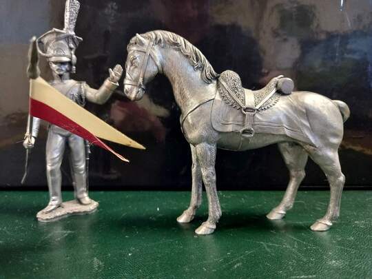 Étains du prince scène bivouac: Lancier et son cheval