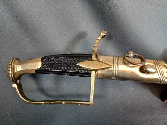 Sabre d'officier Infanterie Consulat-Empire. Lame gravée. Fourreau d'époque à double système d'accrochage