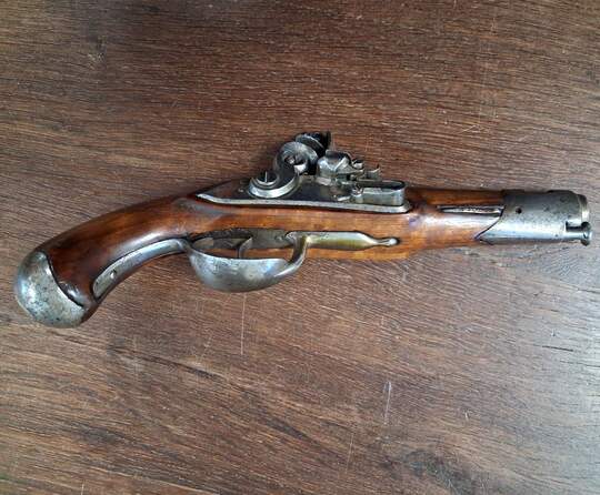 Pistolet à silex de gendarmerie troupe, modèle 1770, ancien régime et révolution. 