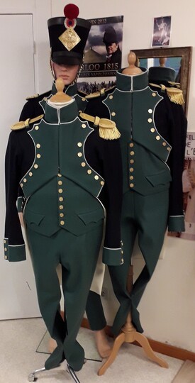 Canonnier garde côte, officier, 1806-1812, avec épaulettes dorées et shako