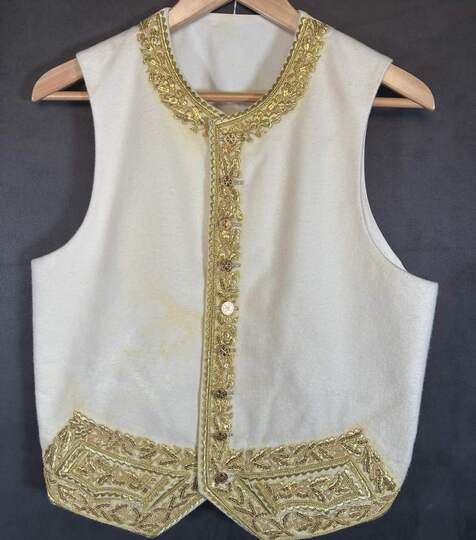 Gilet brodé pour général/maréchal-Décoloration