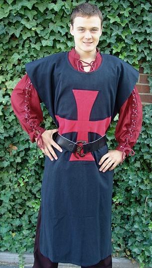 Tabard de templier en coton - Noir croix rouge